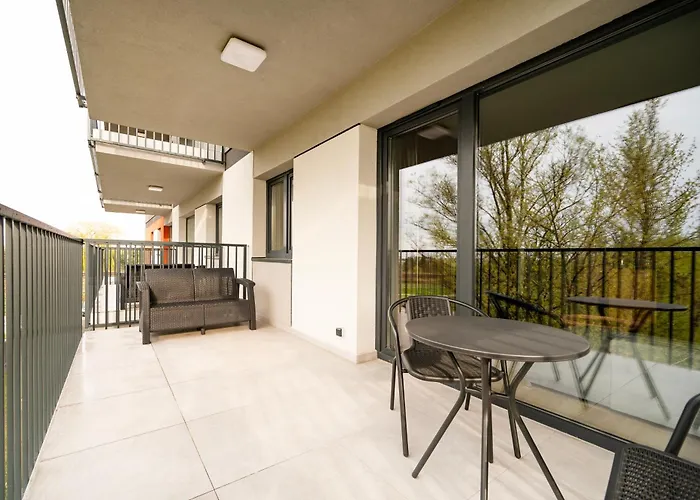 Wieniawskiego Chic By Bookinghost *